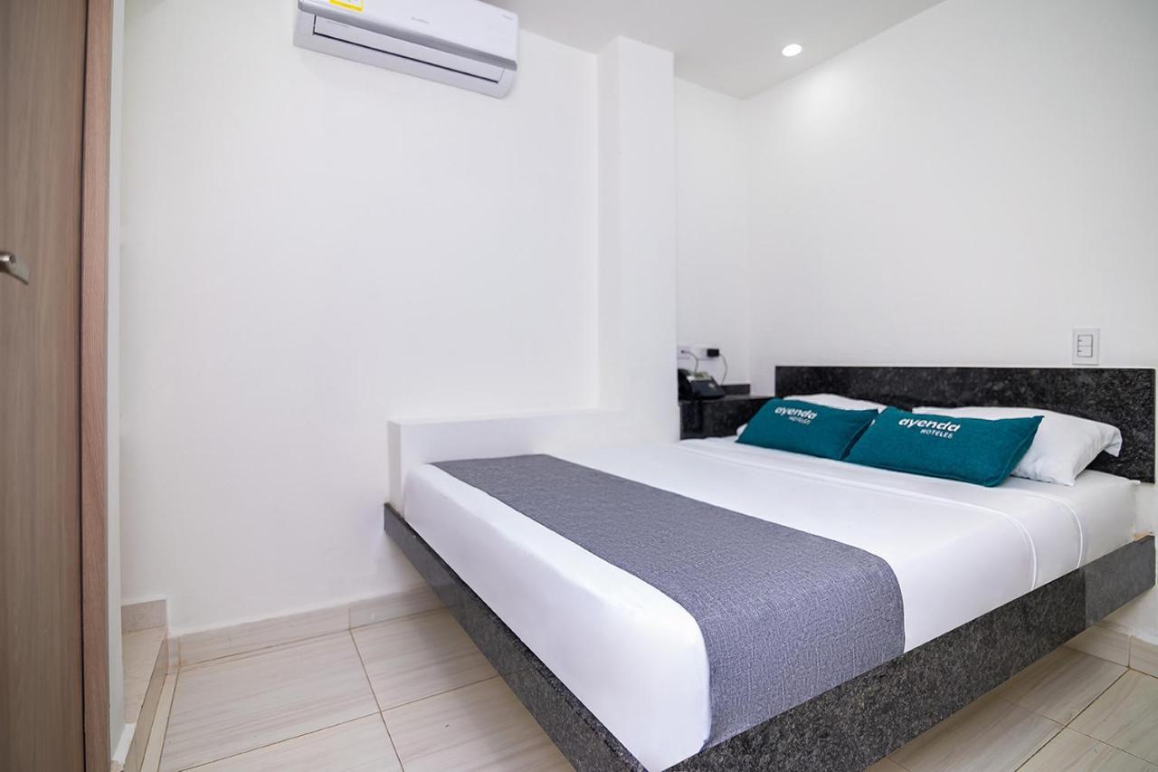 Hotel Esperanza Ac Картахена Экстерьер фото
